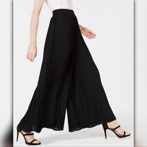 Zimmermann Black Pleated Wide-Leg Ankle Pants